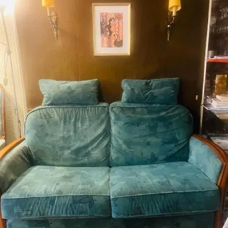 Cozy Near Notre-dame Paris